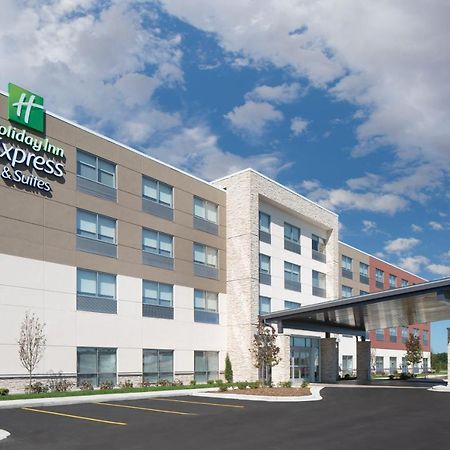 Holiday Inn Express & Suites - Elkhorn - Lake Geneva Area By Ihg Kültér fotó